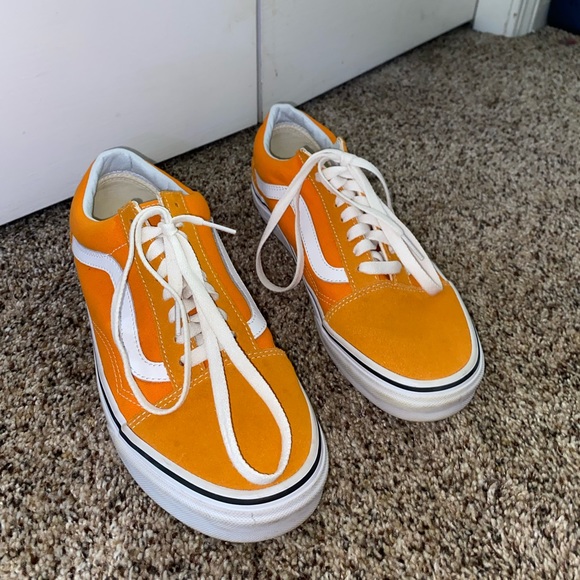 SOLD Vans - Picture 2 of 3